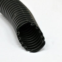 Гофро-труба D32/24.3 мм, PVC внутр./зовнішня з протяжкою, УФ стійка, 50 м, чорна, KOPOS
