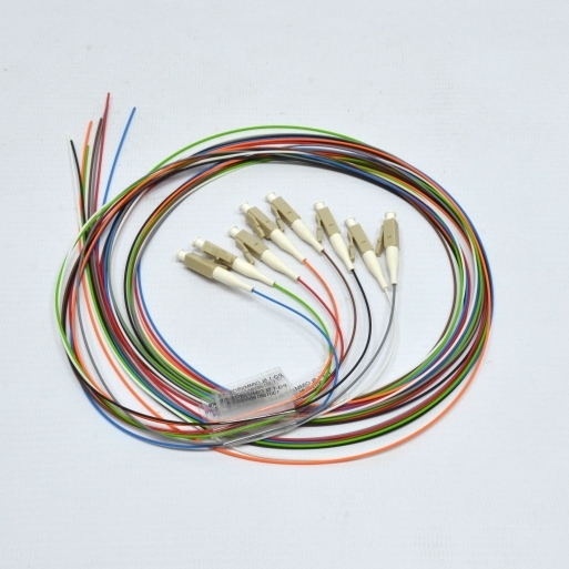 Set Of Colored Pigtails Lc   Upc 1.5 M, Om3, Easy Strip, 8 Fibers, (bl 